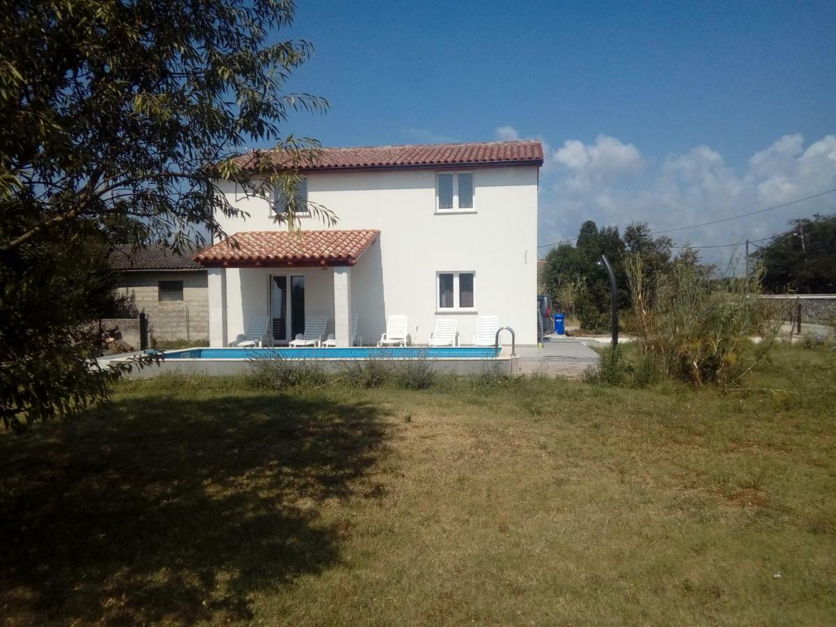Pool House - Medulin Riviera Apartment Bagian luar foto